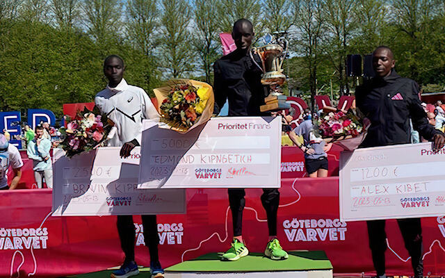 Det ble trippelt kenyansk i herrenes konkurranse i dag. Som i fjor. (Foto: Jack Waitz)