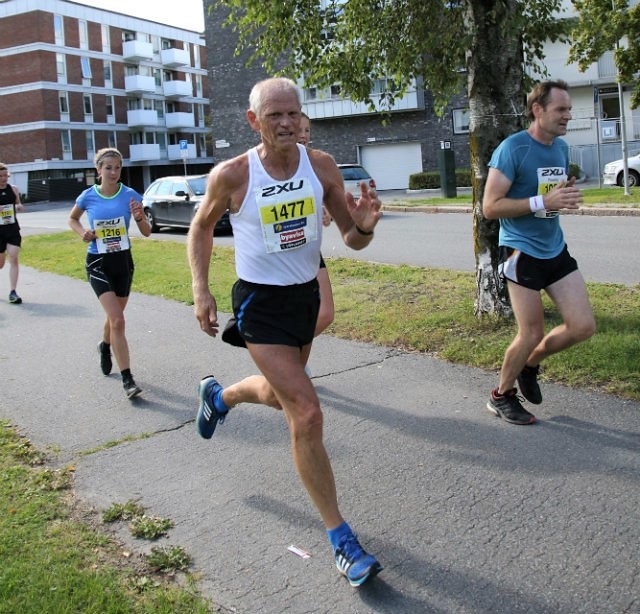 Arne_Heimdal_Drammen halv 2015.jpg