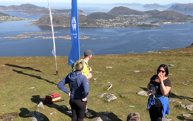 Utsikten fra Hidsegga 556 moh - Norges vakreste utsikt! (Foto fra løpets nettsider)
