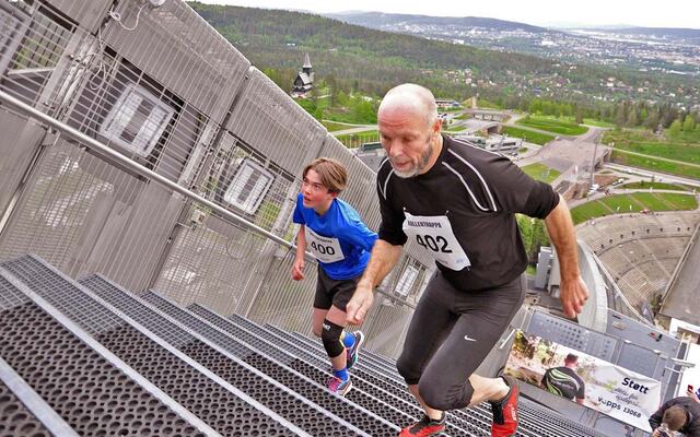 Gudmund Fosse (402) tok seieren i klasse 55-59 år i fjor, mens Sverre Johannes Roland (400) vant klasse 14-15 år. 1. juni arrangeres Kollentrappa igjen. (Foto: Arrangøren)