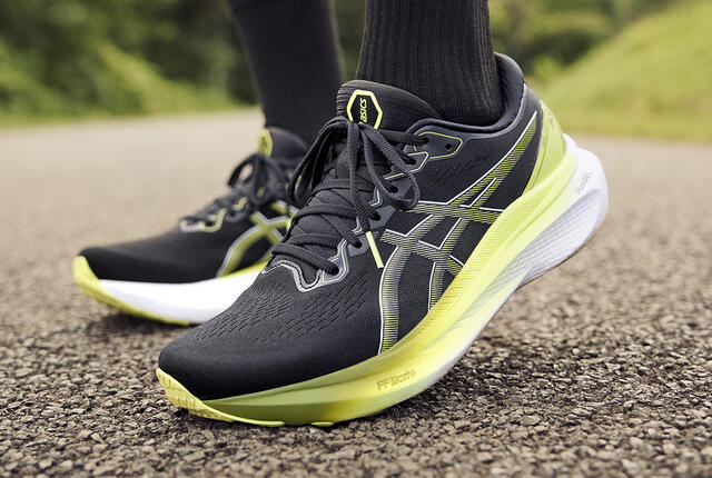 Versjon 30 av Asics' klassiske løpesko Gel-Kayano er nå lansert. (Alle foto: Asics) Versjon 30 av Asics