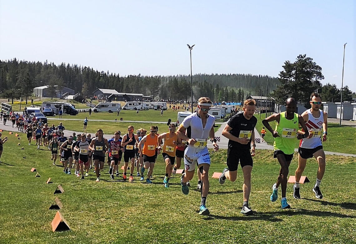 Kondis-president Tim Bennett har deltatt i både Birkebeinerløpet (bildet) og Stockholm Marathon i sommer, og han har lagt merke til at andelen unge løpere er stigende. (Foto: Rolf Bakken)