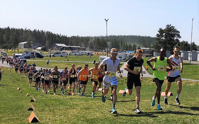 Kondis-president Tim Bennett har deltatt i både Birkebeinerløpet (bildet) og Stockholm Marathon i sommer, og han har lagt merke til at andelen unge løpere er stigende. (Foto: Rolf Bakken)