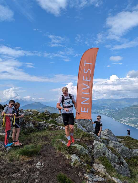 JohanOlav Smørdal Botn og Karoline Holsen Kyte vant Trollenykjen Opp