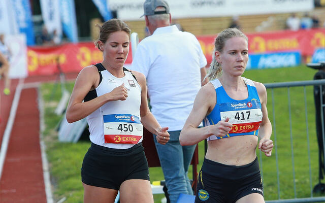 Maria Sagnes Wågan (til venstre) og Hanne Mjøen Maridal har begge klart kravet på 1.13.30 på halvmaraton. (Foto: Kjell Vigestad)