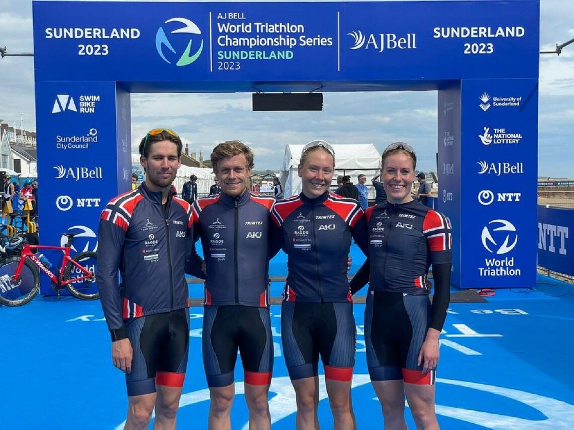 Det norske laget som tok en tredjeplass i miksstafetten i WTC-seriens arrangement i Sunderland.  (Foto: Norges Triathlonforbund)