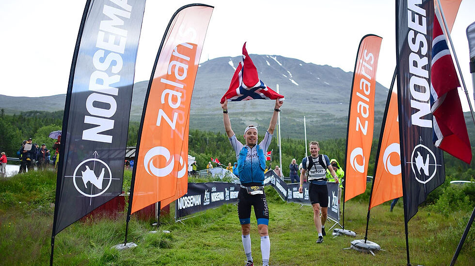 Jon Breivold tok en imponerende seier i dagens kraftanstrengelse, Norseman. (Foto: Alexander Koerner/Zalaris Norseman)