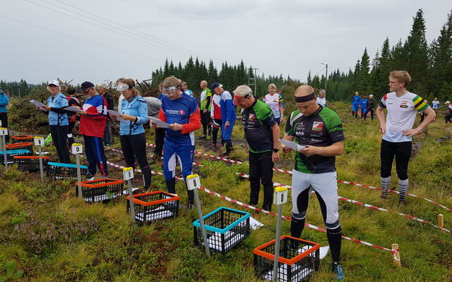 Bedrifts-o-løpere klare til å starte høstsesongen. (Foto: Stein Arne Negård)