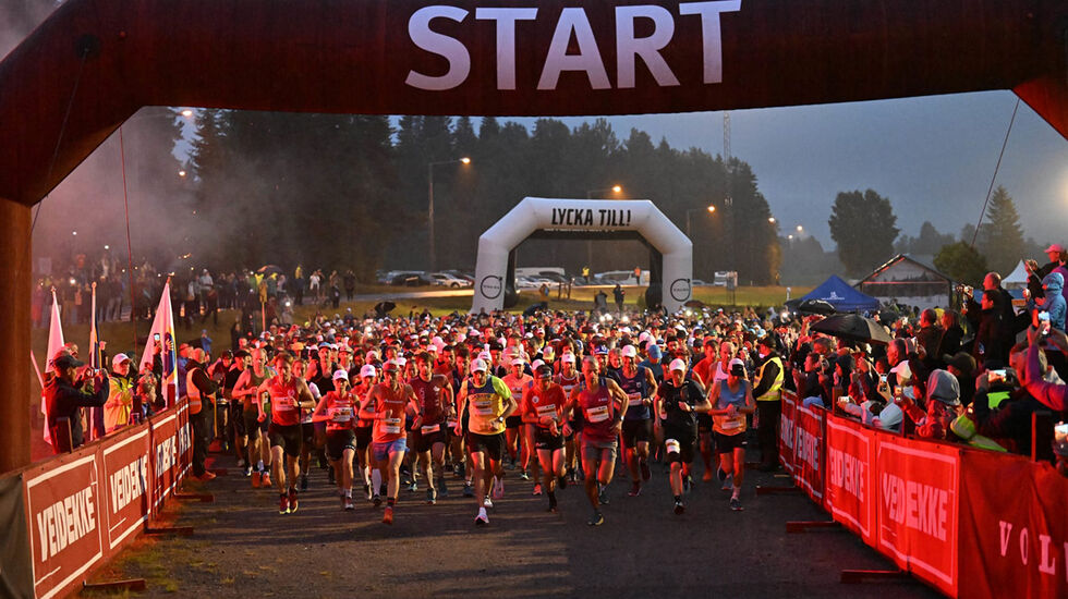 Starten går for Ultravasan 2022. (Foto: Vasaloppet)