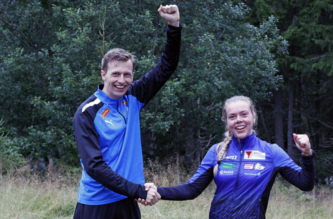 Tydelig fornøyd kunne Leif Christian Tallaksen og Karoline Erdal juble over hver sin seier i Flømyrløpet i kveld, slik de også ble i Mesnaelva Opp, det siste løpet i Sørdalskarusellen før sommeren. 