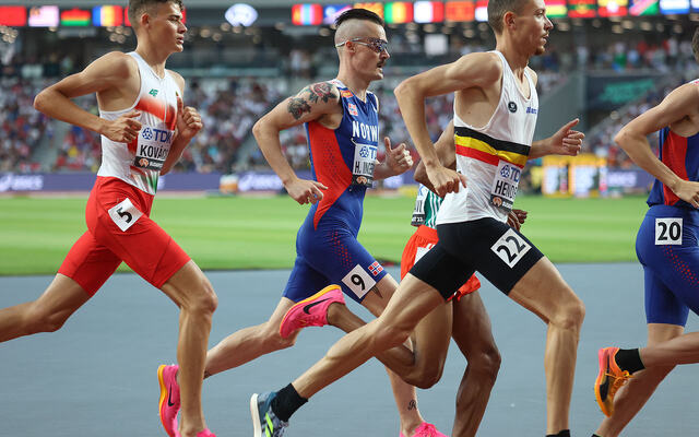 Henrik Ingebrigtsen satte ny personlig rekord på 3000 meter og krysset målstreken på den gode tiden 7.34.80. Dette gjør han til den tredje raskeste løperen i Norge gjennom alle tider. Nå venter en ny distanse allerede kommende helg. (Foto:Arne Dag Myking)