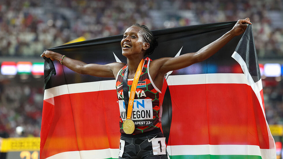 Faith Kipyegon er første kvinne som har vunnet både 1500 og 5000 m i VM. (Alle foto: Arne Dag Myking)