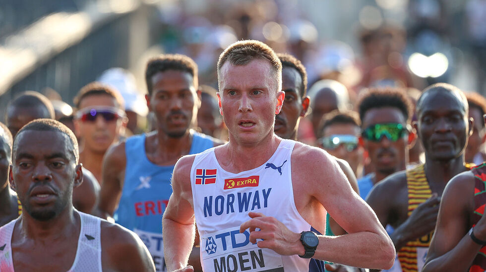 Sondre Nordstad Moen lå langt framme i tetfeltet i første halvdel av VM-løpet i Budapest. (Alle foto: Arne Dag Myking)