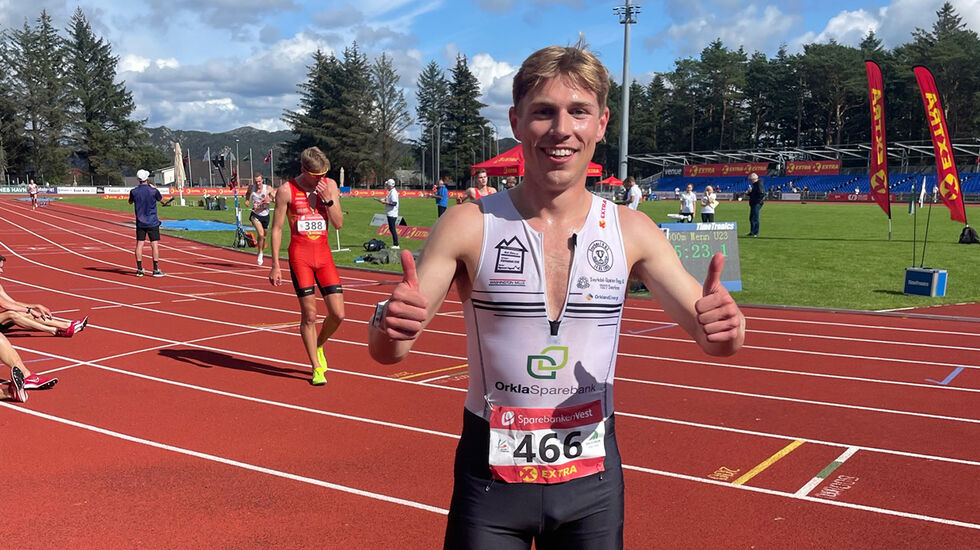En veldig fornøyd vinner av U23, Vegard Vesterhaug Warnes fra Svorkmo. (Foto: Thomas Patey)