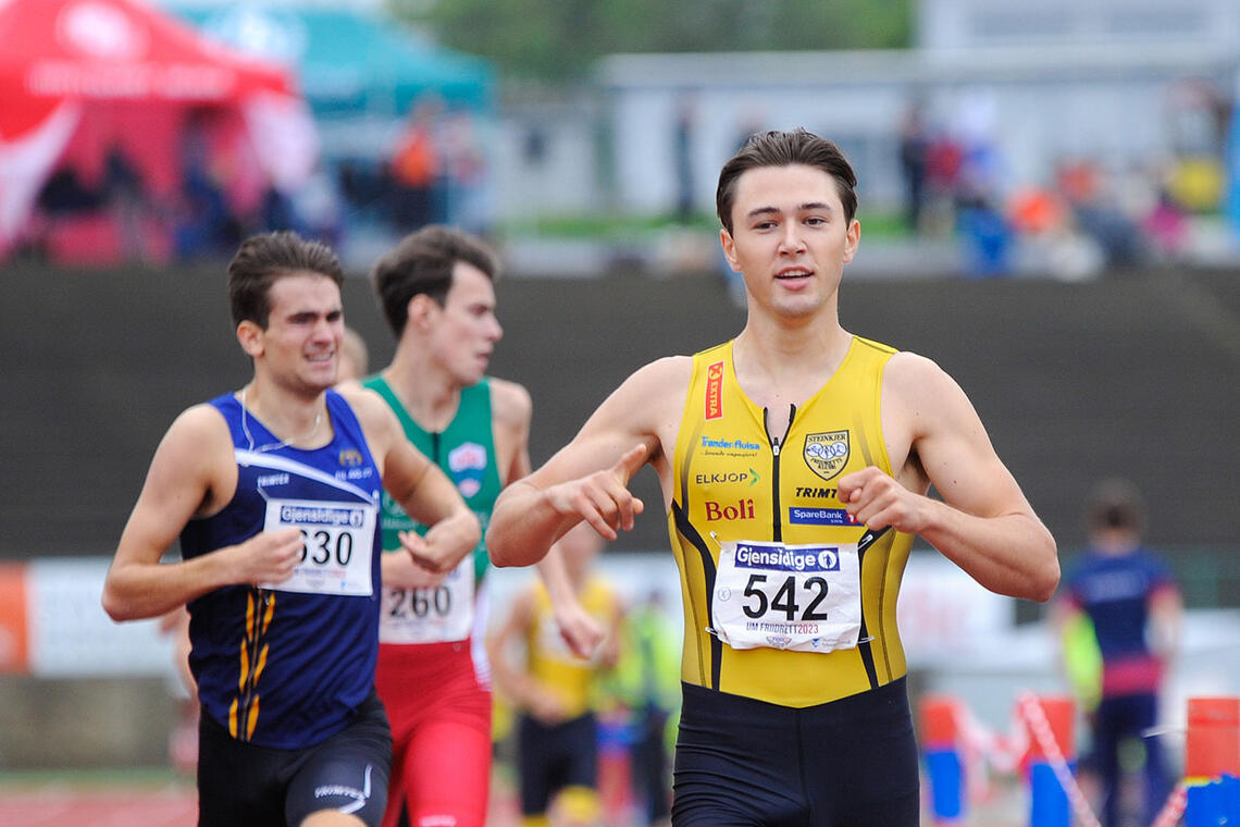 Bastian Elnan Aurstad er sprinteren som også kan løpe 800 meter. (Alle foto: Arne Dag Myking)