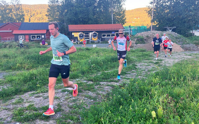 Årets utgave av Lommedalen Opp arrangeres til onsdag. Her fra fjorårets løp. (Foto: arrangøren)