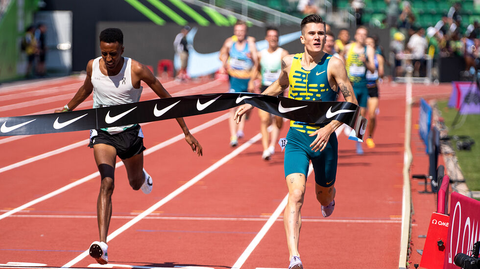 Jakob Ingebrigtsen brøt målbanneret 24 hundredeler foran amerikanske Yared Nuguse. (Foto: Matthew Quine for Diamond League AG)