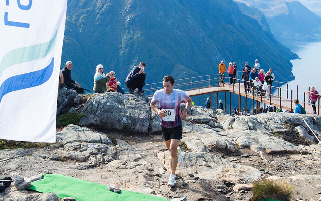 Kilian Jornet gjorde comeback etter skade – med godt resultat. (Foto: Åndalsnes Avis)