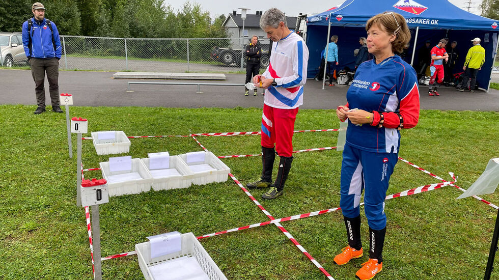 Stig Haug og Grete Storsveen er klare til start på mellomdistansen om lørdagen. (Alle foto: Arne Dag Myking)