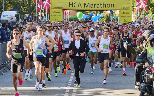 Starten går for HC Andersen Marathon (Foto: Flemming Wedell / HCA Marathon)