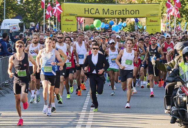 Starten går for HC Andersen Marathon (Foto: Flemming Wedell / HCA Marathon) Starten går for HC Andersen Marathon (Foto: Flemming Wedell / HCA Marathon)