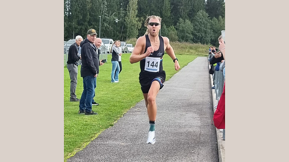 Magnus Aarrestad vinner Kirkerunden på en ny løyperekord. (Alle foto: Rune Romnes)