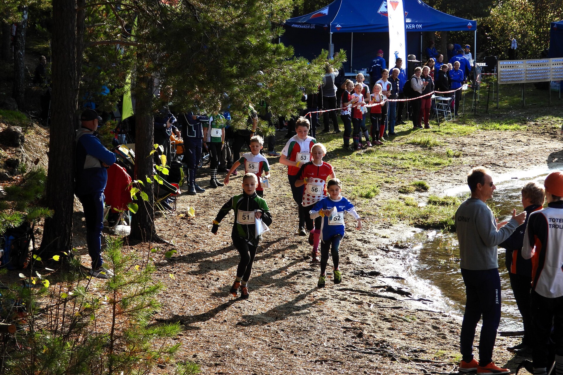 Starten på Ringreven DH11-12 Foto Anders Skjeset.jpg