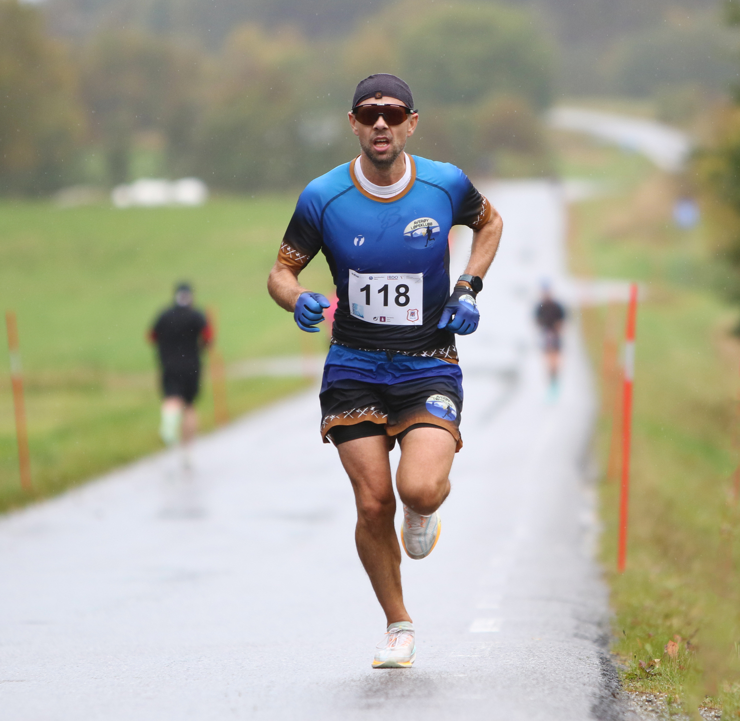 Vinner halvmaraton Morten Eilifsen.jpg