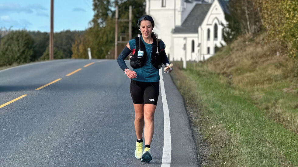 Miriam Myhren Bouchleh på vei mot Halden. (Foto: Privat)