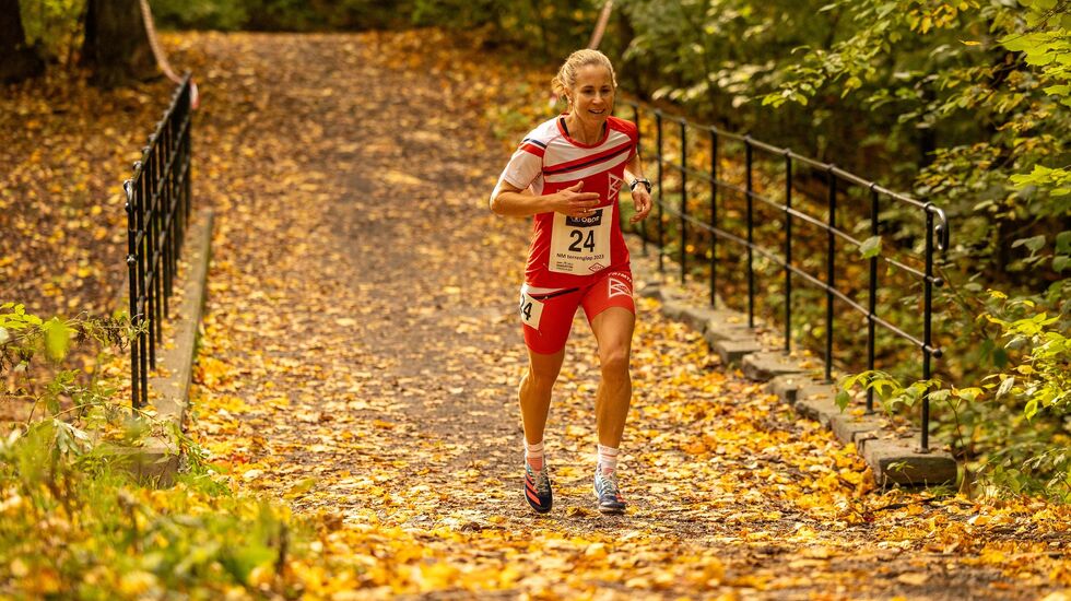 Kristin Waaktar Opland løp strålende i NM terrengløp i Frognerparken men ble ikke belønnet med NM-gull i KV 40-44. (Foto: Samuel Hafsahl)