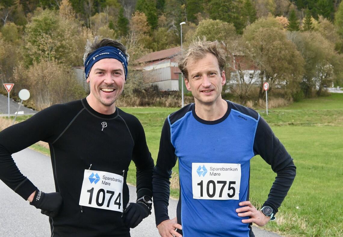 Dei to beste i løpet, Petter Vattøy Nygjerde (1074) som vart nummer to og Jan Endre Rise (1075) som vann Snipsøyrvatnet 2023. Foto: Einar Orten Trovåg