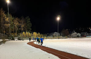 Iherdig måking gjorde at baneløperne fikk fine forhold trass i heller vinterlige omgivelser. (Foto: Espen Vasby)