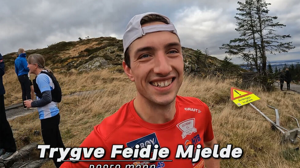 En fornøyd Trygve Feidje Mjelde intervjues etter målgang i Blåmansløpet, der han vant på ny løyperekord. (Foto og video: Arne Dag Myking)
