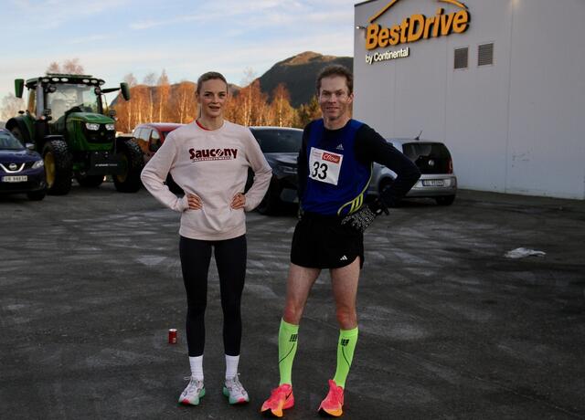 Beste kvinne og mann på dagens 10 km i Ålesund, Live Solheimdal fra Skåla og Kristian Nedregård fra Spjelkavik