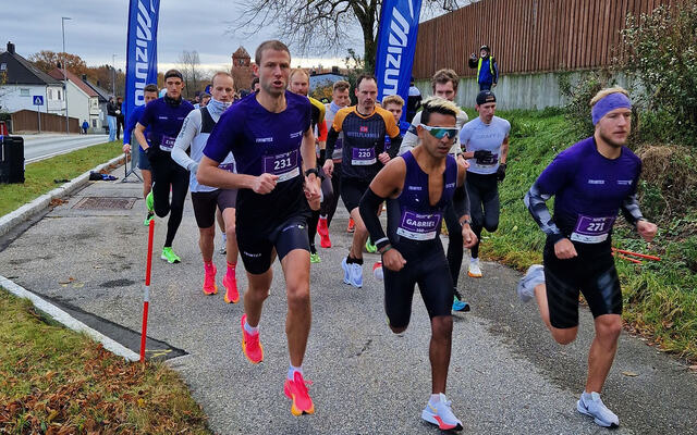 Kristiansand Løpeklubb feiret 10 år med å arrangere det 10 km lange Jubileumsløpet. (Alle foto: Kristiansand Løpeklubb)