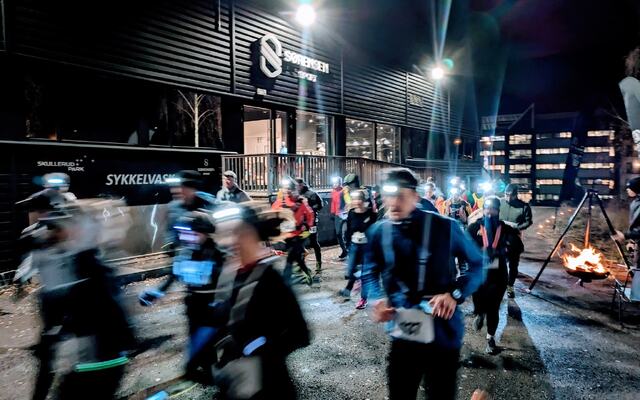 Starten har gått utenfor Sørensen Sport på Skullerud. (Alle foto: arrangørens Facebook-sider)