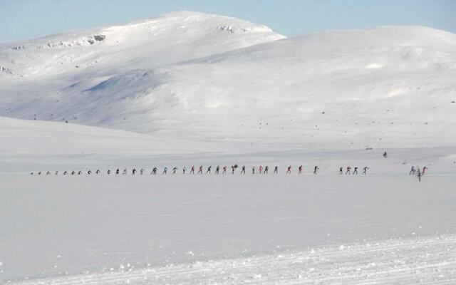 Fra Troll-løypa rett etter starten for de to lengste distansene, 120 og 95 km, på Venabygdsfjellet. (Foto fra rennets facebookside)