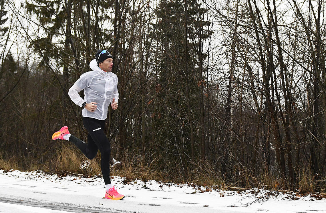 Den tidligere langrennsløperen Simen Østensen har i en alder av 39 år fått en ny vår som løper. (Foto: Bjørn Johannessen) 