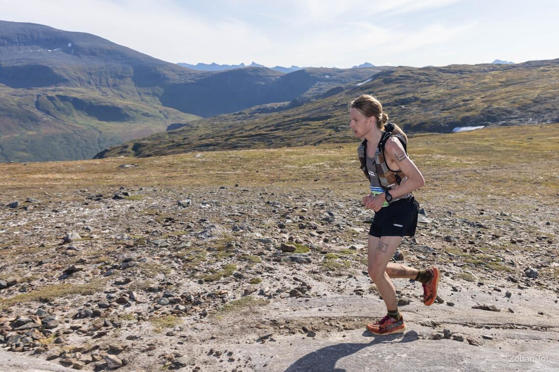 NM-gull på heimebane: Sist sommer vant Stian Dahl Sommerseth gull i NM terrengultra som var innlagt i Tromsø Mountain Challenge Ultra. (Foto: arrangøren) 