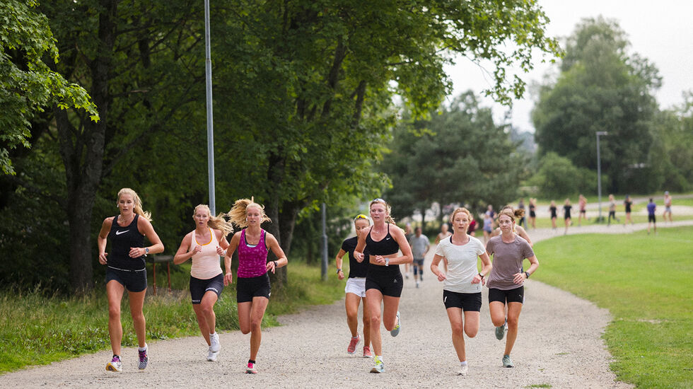 Vi ser TWR-gjengen i aksjon en torsdag på Voldsløkka i Oslo. (Foto: TWR Lundmarks)