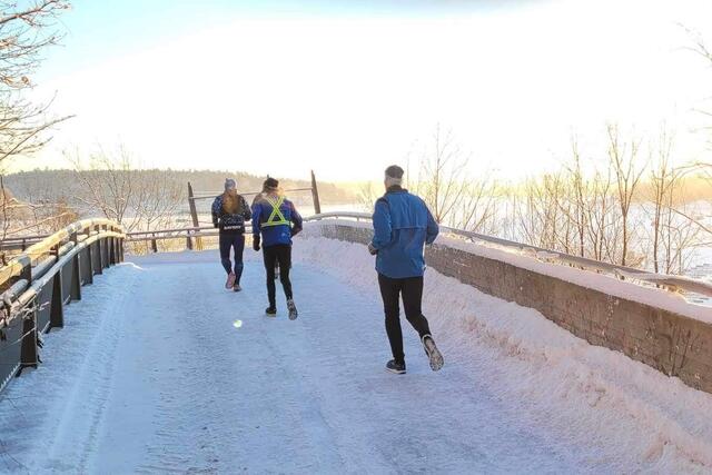 På snøføre fra start i Sandvika. (Arrangørfoto)