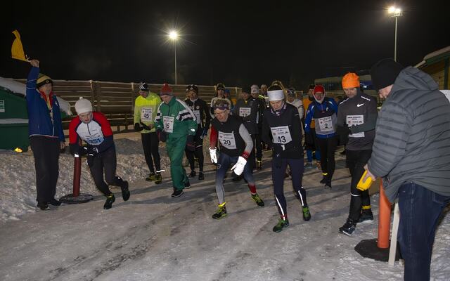 Kristoffer Holmerud, Børre Olsen og Tone Fløttum var kjapt ute fra start. (Alle foto: Bjørn Hytjanstorp)
