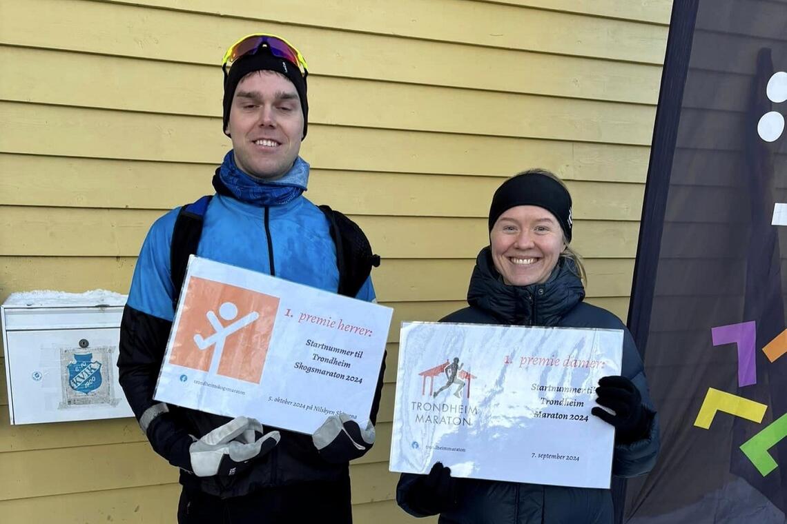 Petter Rypdal og Inga Magali vant startkontingent til neste års Trondheim Skogsmaraton som går 5. oktober. (Foto fra Nyttårsløpets facebookside)