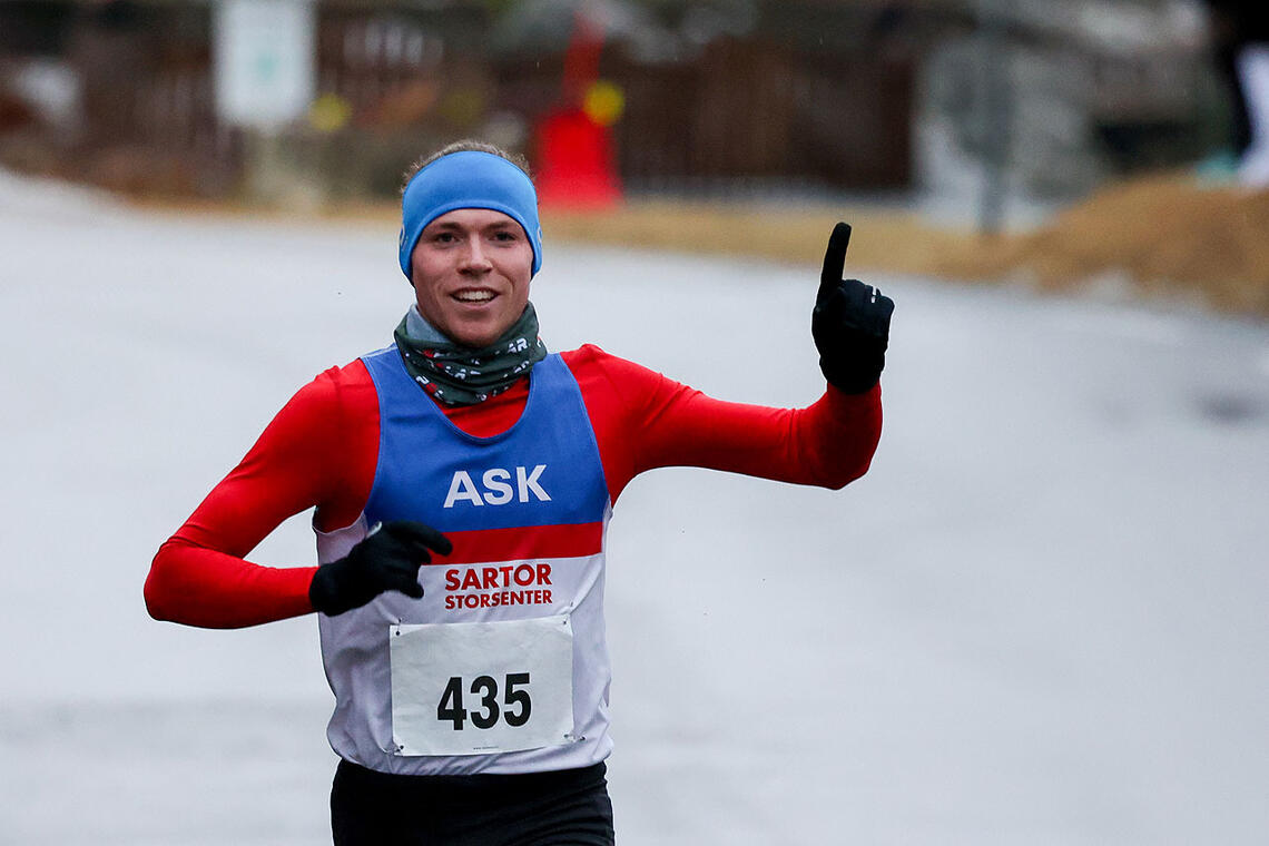 Marius Sørli vant Askløpet på hjemmebane, slik han har hatt for vane de siste årene. (Alle foto: Arne Dag Myking)