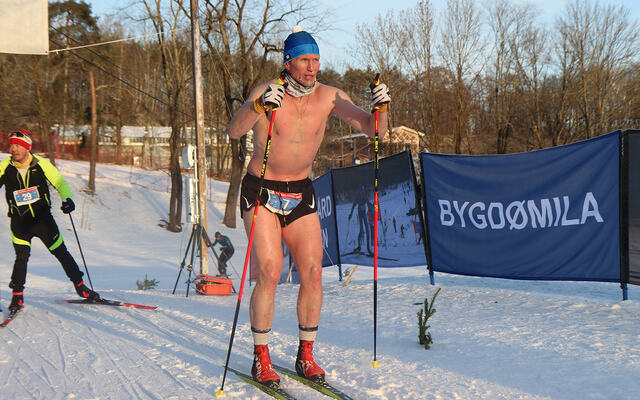 Tøffingen Frank Løke gjennomførte i fjor sine 70 kilometer i baris. Temperatur ved start var 10 kuldegrader. (Foto: Morten Dybdahl)