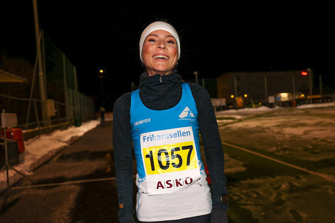 Leni Økland var strålende fornøyd med ny pers på sitt løp i Frikarusellen. (Alle foto: Arne Dag Myking)