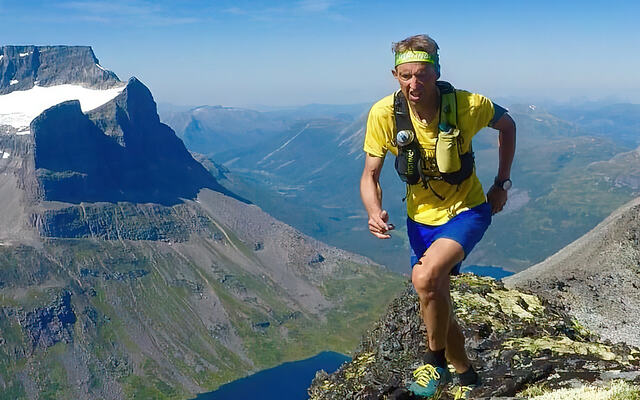Odd Edøy er en av 65 norske løpere som skal ut i fjellheimen på Gran Canaria. Foran ham ligger 126 kilometer i tøft terreng. (Foto: Privat)