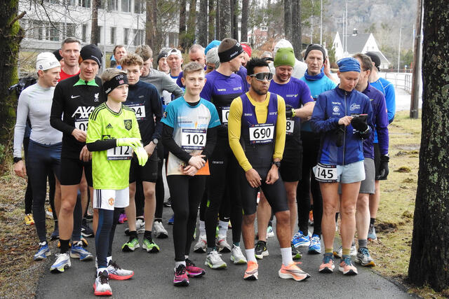 Like før start for årets siste karusell-løp. (Foto: Ivar Gogstad)