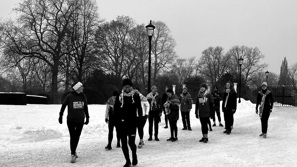 Fra et av vinterens mange solidaritetsløp i Oslo på søndager kl 13. (Foto fra Run for Palestine, Oslo sin facebookside)