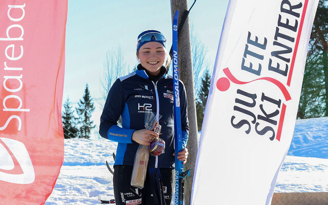 Skiskyttar Hanna Børve ho har opp gjennom åra trena tallause timar på Sjusete skisenter, der Torefjellsrennet gjekk i helga. I helga vann ho fristilsdistansen i dette rennet. (Alle foto: Arne Dag Myking)